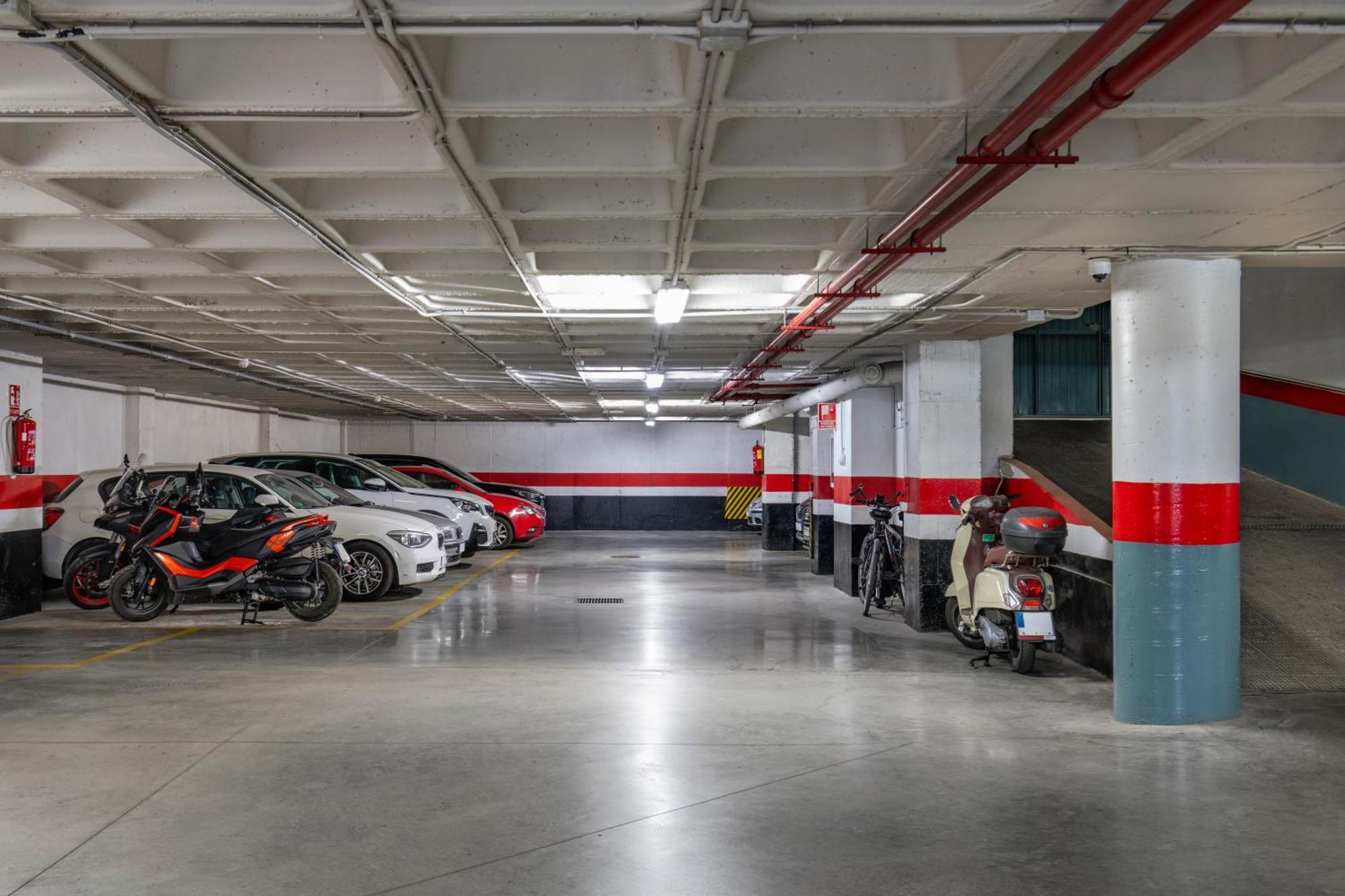 City Center - Avenue Luxury Apartment - Private Free Parking Sevilha Exterior foto