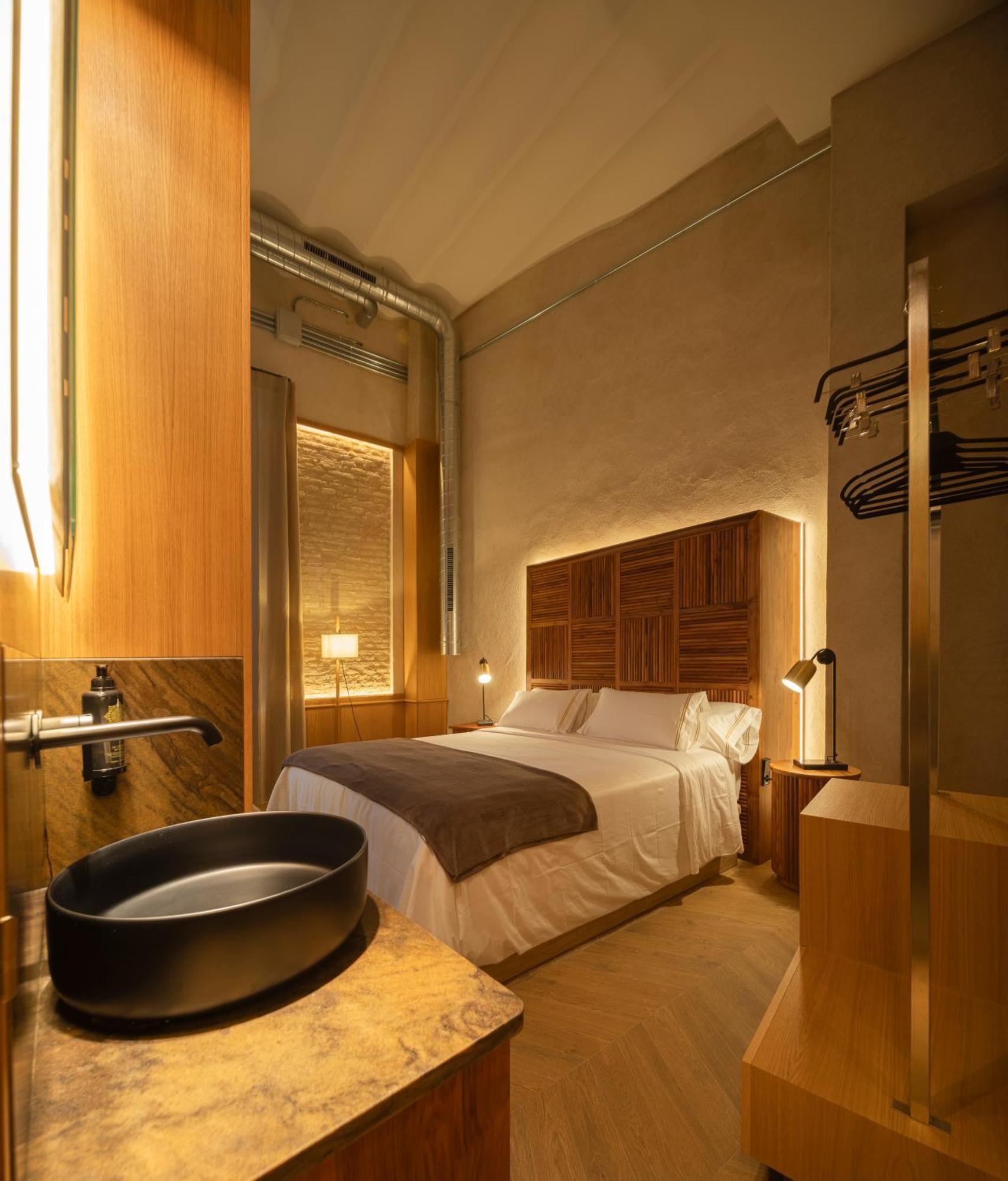 City Center - Avenue Luxury Apartment - Private Free Parking Sevilha Exterior foto